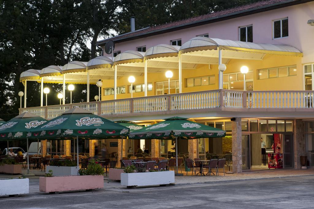 Htp Velika Plaza Ulcinj 호텔 객실 사진